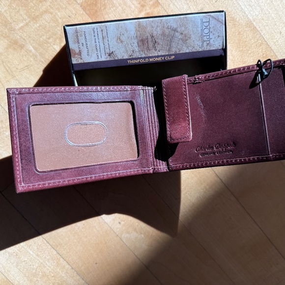 Dopp leather clip bill holder, card slots super slim wallet ox blood color, new - Picture 1 of 2